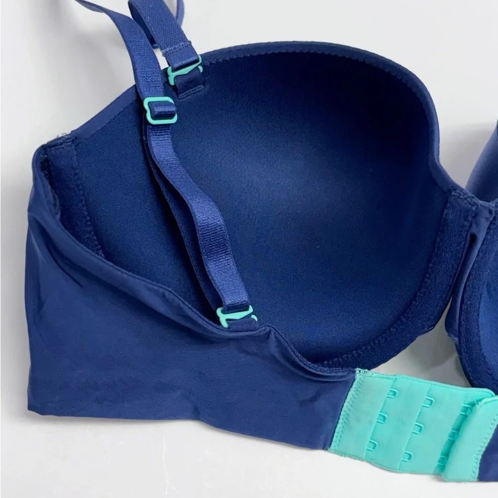 Victoria Secret 36C Multi Way Bra - Picture 4 of 6